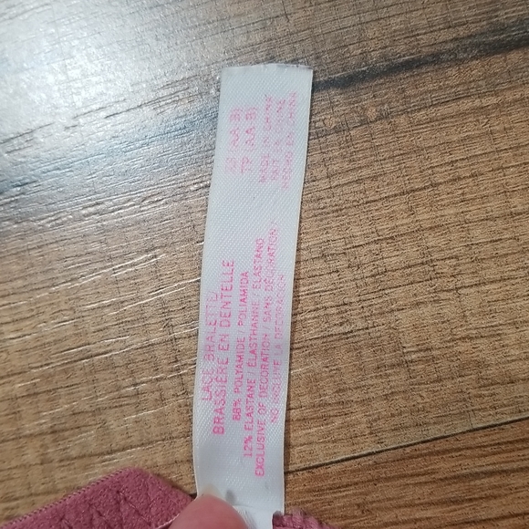 PINK by VICTORIA'S SECRET Lilac Purple Floral Lace Bralette - (Size AA-B) - Picture 6 of 8